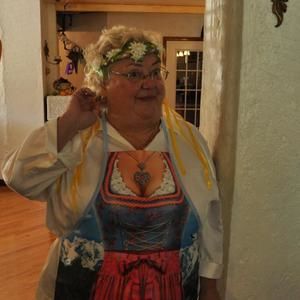 Meet your Posher, Cathy